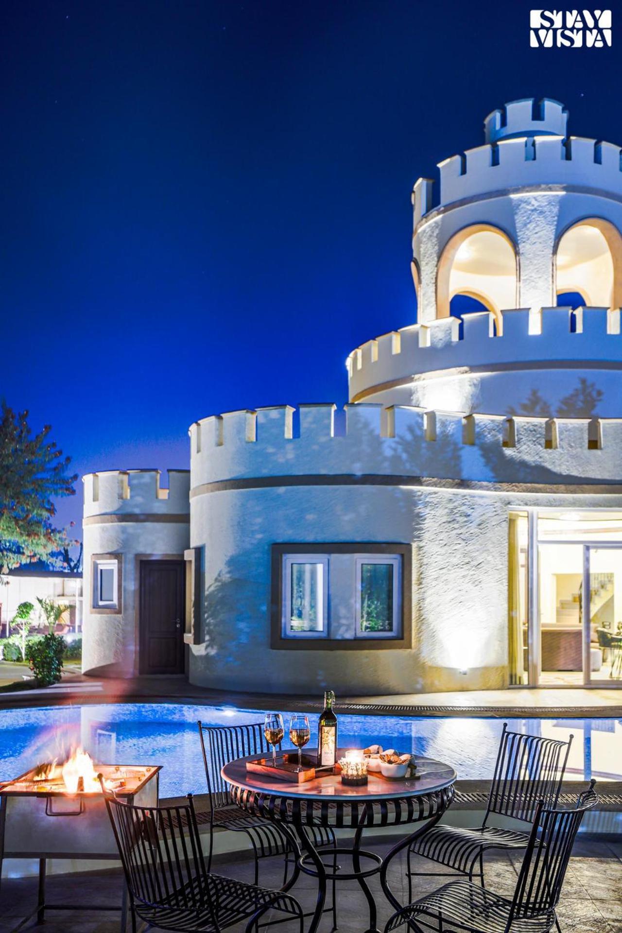 Stayvista'S Mystic Castle With Terrace, Swimming Pool, Lawn With Gazebo Джайпур Екстериор снимка