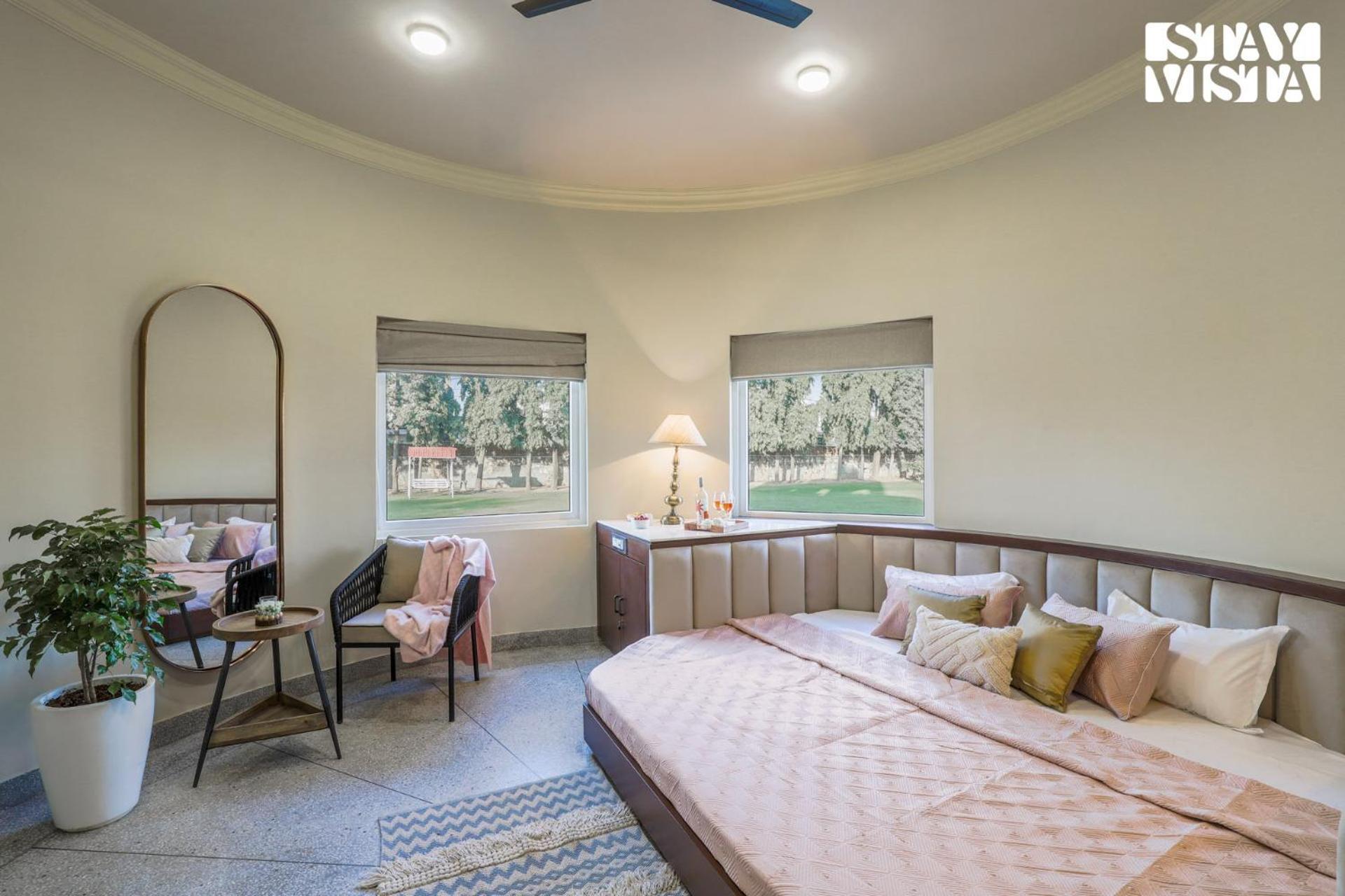 Stayvista'S Mystic Castle With Terrace, Swimming Pool, Lawn With Gazebo Джайпур Екстериор снимка