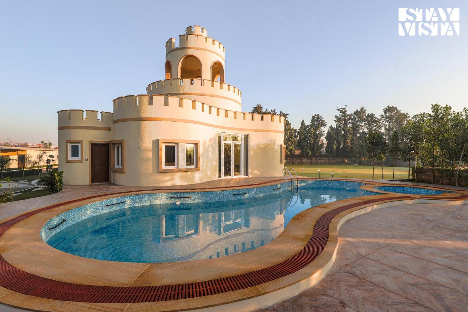 Stayvista'S Mystic Castle With Terrace, Swimming Pool, Lawn With Gazebo Джайпур Екстериор снимка
